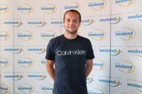 Tomasz Mikołajczak z Chojniczanki przepytany w &bdquo;Sportowym Weekendzie&rdquo; z pomocą jego kolegów z boiska