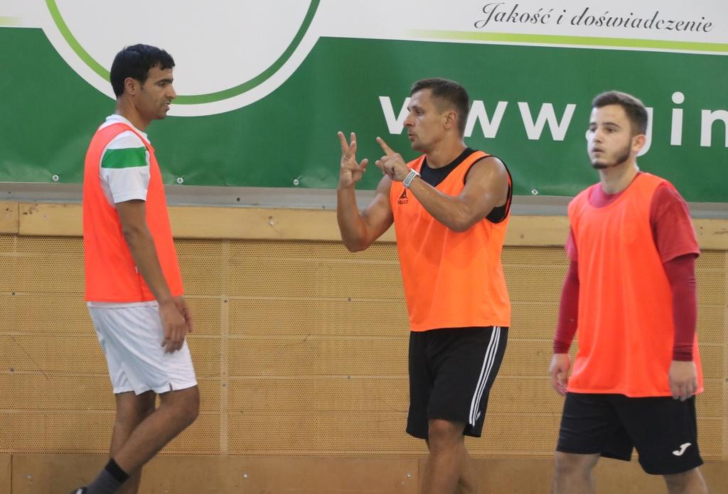 Dziesięciu zawodników na pierwszym treningu Red Devils Chojnice. Wraca Vitaly Kolesnik, jest też nowy bramkarz z Ukrainy