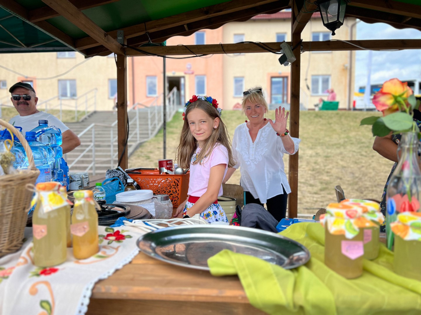 "Cały region na jednej patelni". Wystartował 10. Festiwal Kiszewskie Smaki. Nadajemy ze Starej Kiszewy