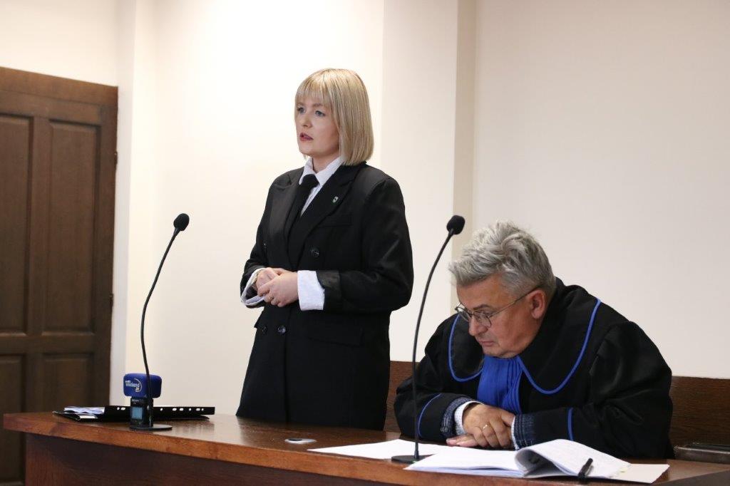 Wkrótce zapadnie wyrok w procesie, jaki była skarbnik wytoczyła gminie Debrzno. "Tylko moja osoba otrzymała takie wypowiedzenie płacy"